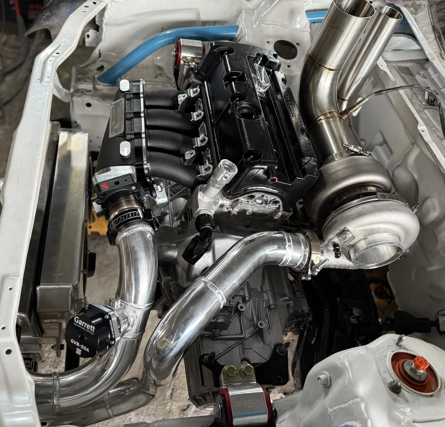 Motor turbo de competencia con fabricación personalizada